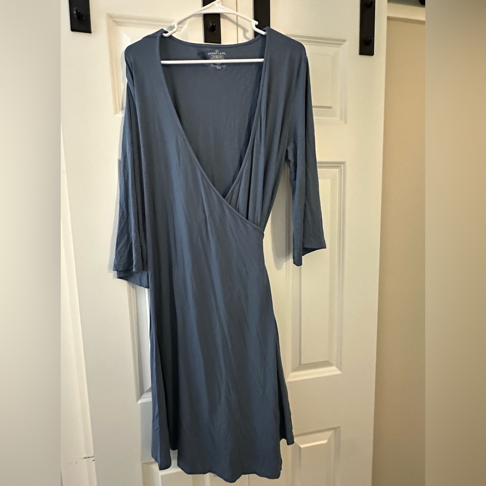 Caden Lane Elegant Blue Wrap Maternity Robe Caden Lane